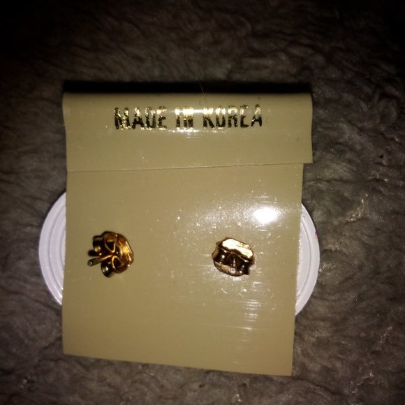 Earrings - Picture 2 of 2